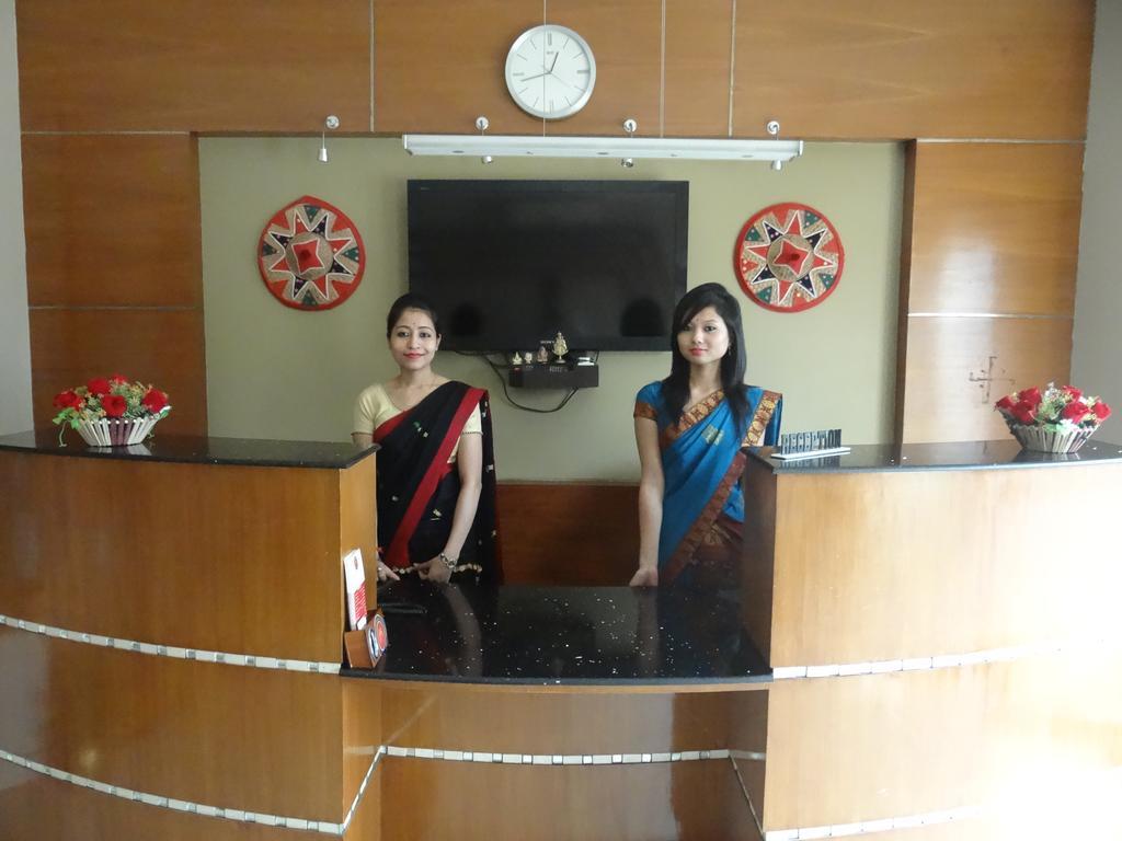 Hotel Rajdhani Regency Guwahati Buitenkant foto